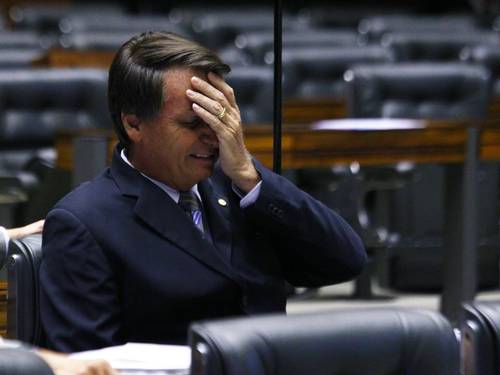 Redução do ICMS por Bolsonaro tirou R$ 20 bilhões da arrecadação dos estados / A decisão de Jair Bolsonaro de reduzir a incidência do Imposto