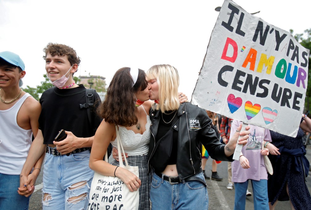 Um novo plano LGBTQIA+mudança legal de gênero