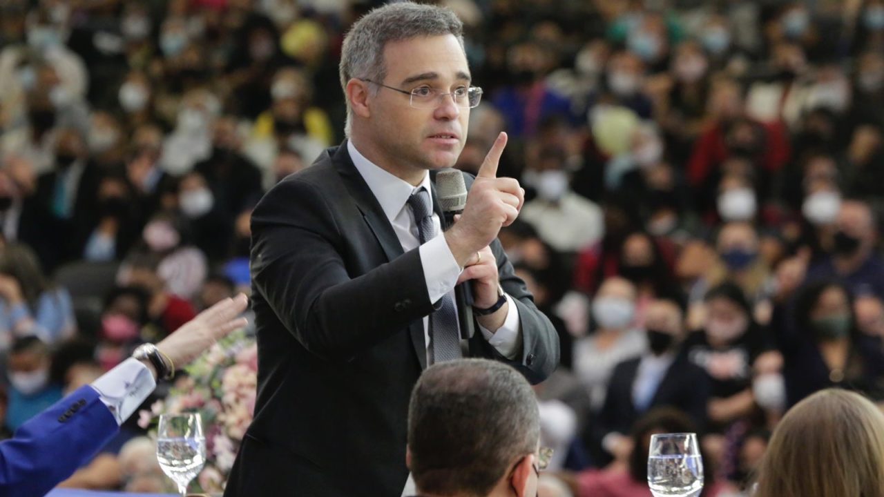 André Mendonça toma posse como ministro do STF