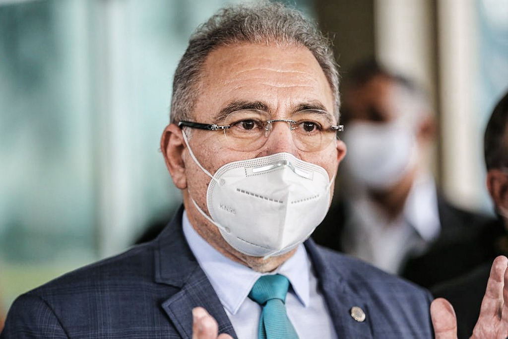 Queiroga é convocado para explicar nota sobre cloroquina do ministério