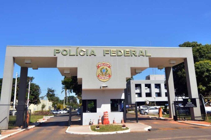 Novo diretor-geral troca chefe da área na PF que investiga Bolsonaro