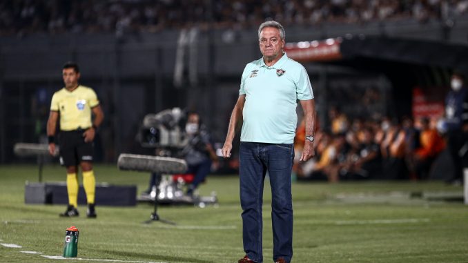 Fluminense é eliminado da Libertadores e Abel Braga coloca na conta da arbitragem