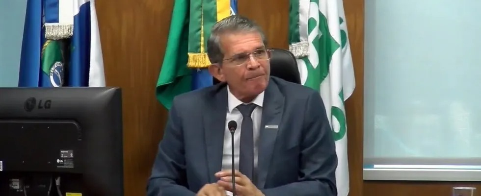 Bolsonaro tira Silva e Luna do comando da Petrobras; confira