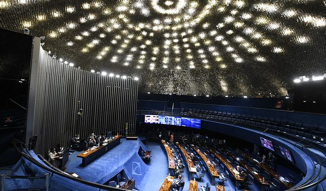 Base governista retirar assinaturas e impede criação de CPI Impasses político e burocrático têm travado no Senado o pedido