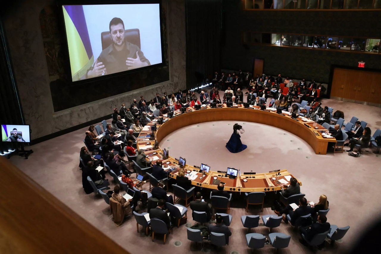 EUA anunciam ajuda militar de US$ 100 milhões à Ucrânia