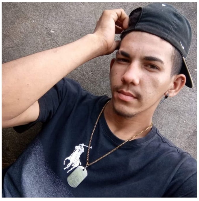 Jovem de 20 anos está desaparecido em Tailândia