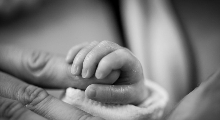 Quase 57 mil bebês foram registrados sem nome do pai neste ano
