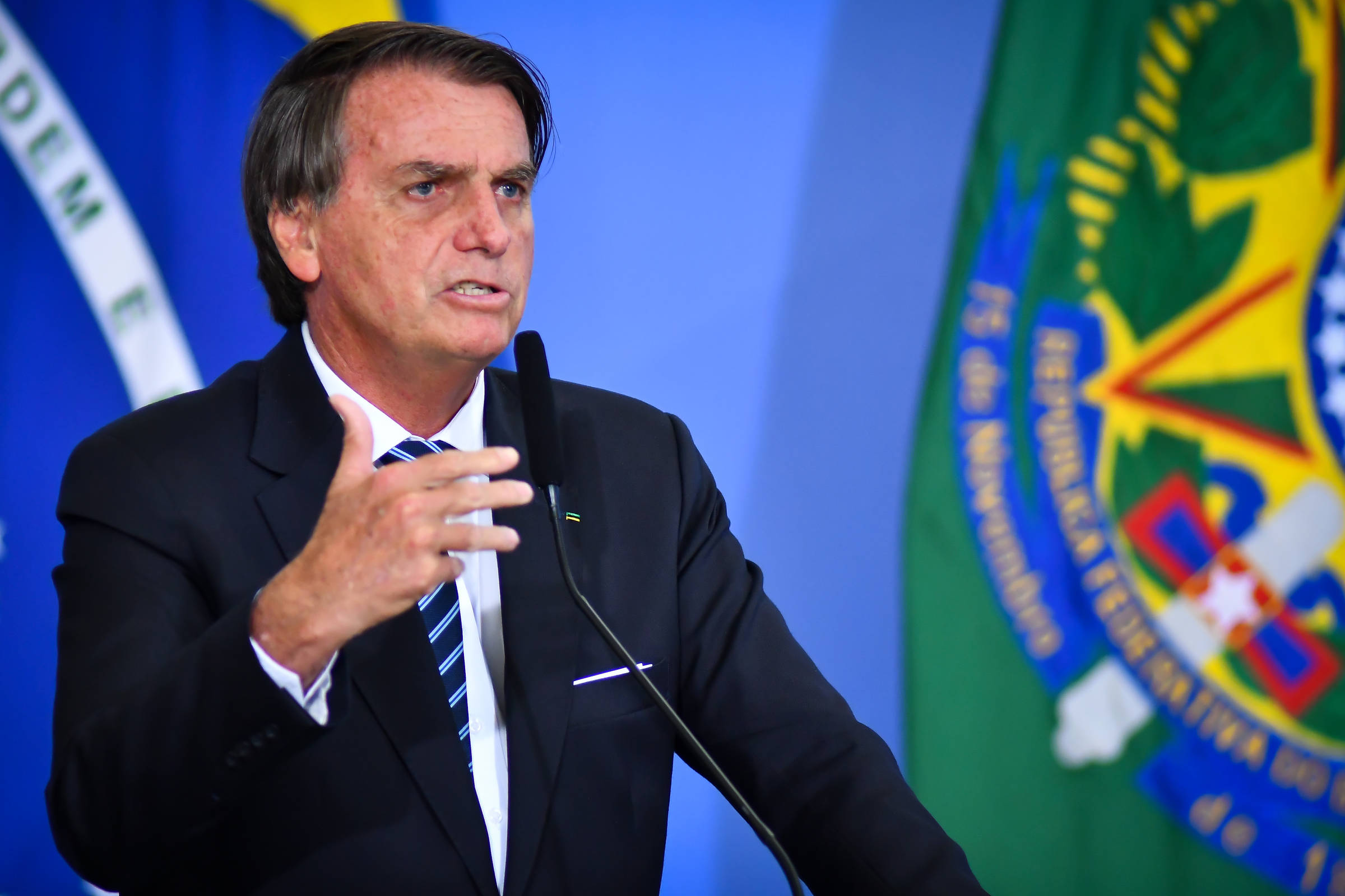 Bolsonaro pode responder por crimes comuns se interferência na PF for comprovada