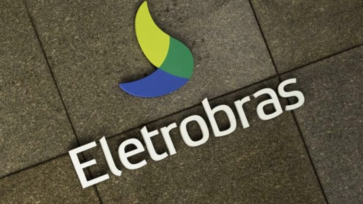 Eletrobras define preço por ação na Bolsa em R$ 42