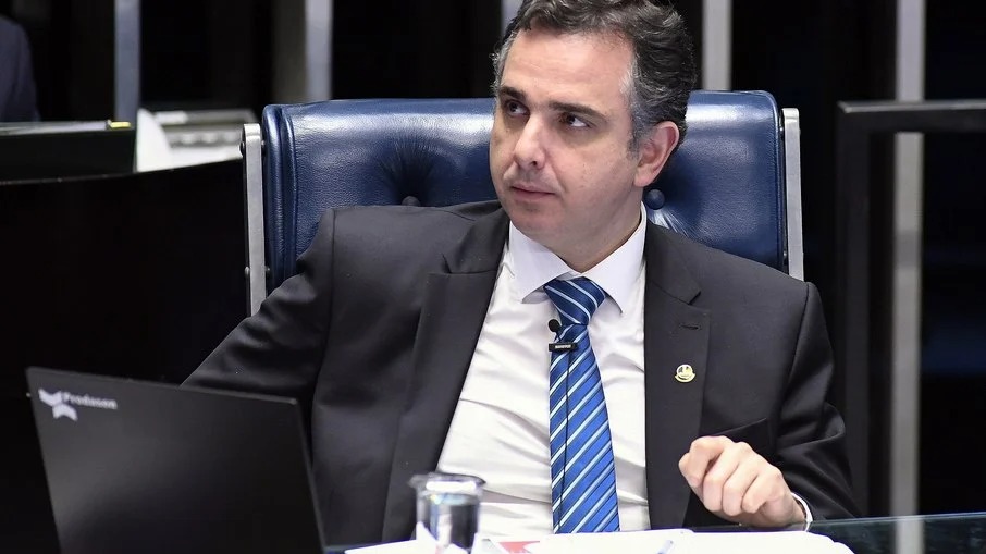 Pacheco critica PEC sobre revisão de decisões do STF