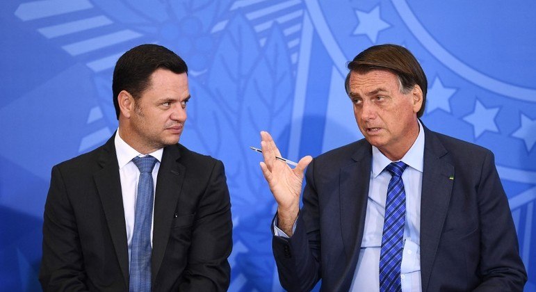Torres nega ter falado com Bolsonaro sobre operação