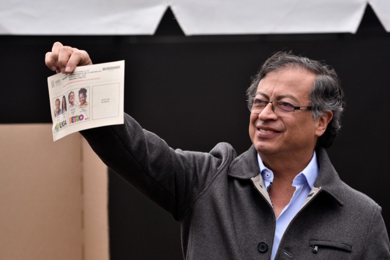Gustavo Petro é eleito na Colômbia: primeiro presidente de esquerda
