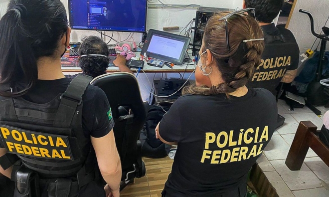 Operações da PF combatem crimes de pornografia infantil