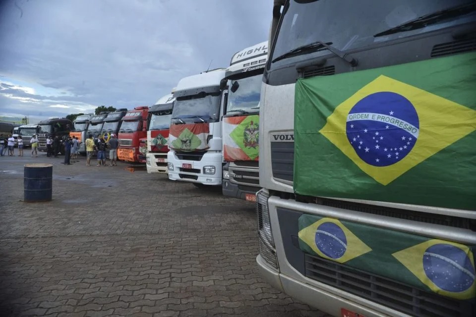 Piso do frete rodoviário tem reajuste e vai a 8,99%