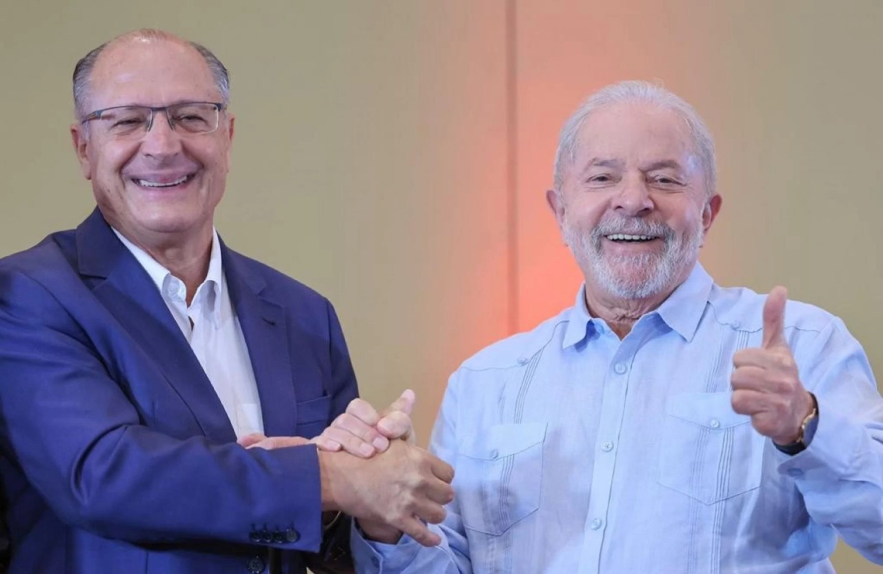 AO VIVO: Acompanhe a cerimônia da diplomação de LULA