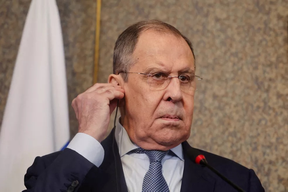 Lavrov diz que Rússia pretende derrubar governo da Ucrânia