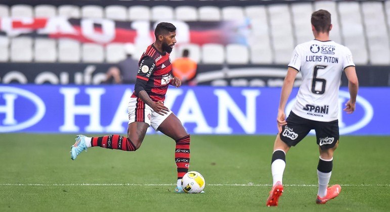 Corinthians vence o Flamengo no Brasileirão