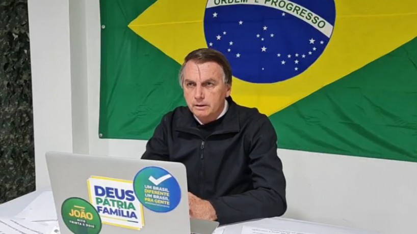 Bolsonaro ataca Moraes e disse que ultrapassou limites