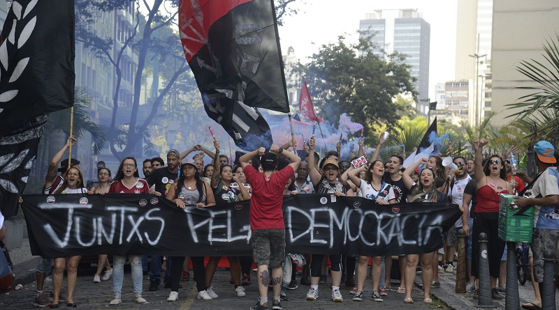 Manifesto de ONGs pede fortalecimento da democracia