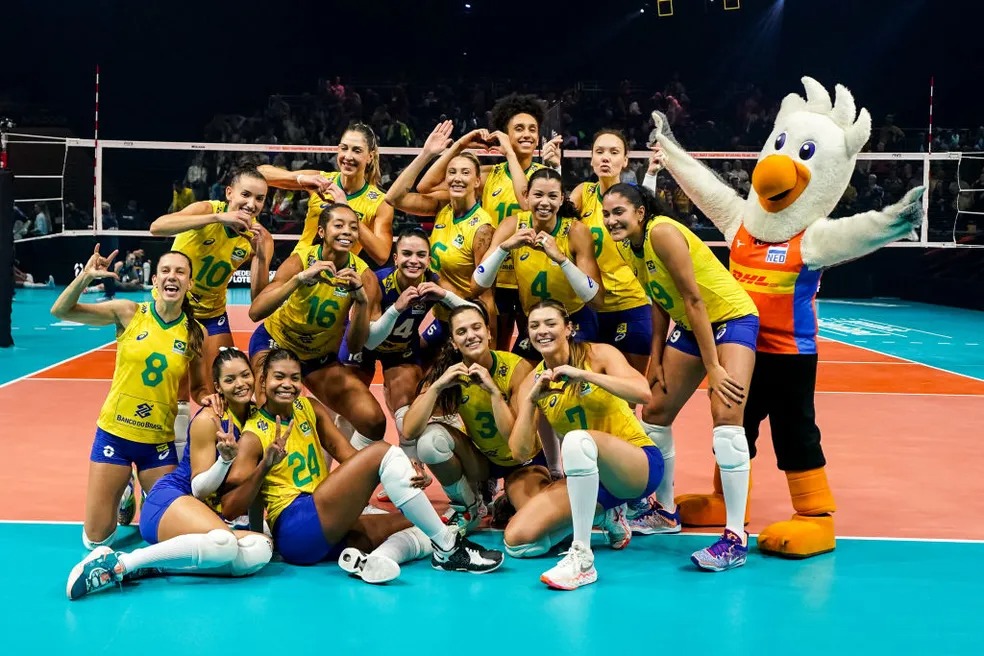 Brasil vence Itália e está na final do Mundial de vôlei feminino