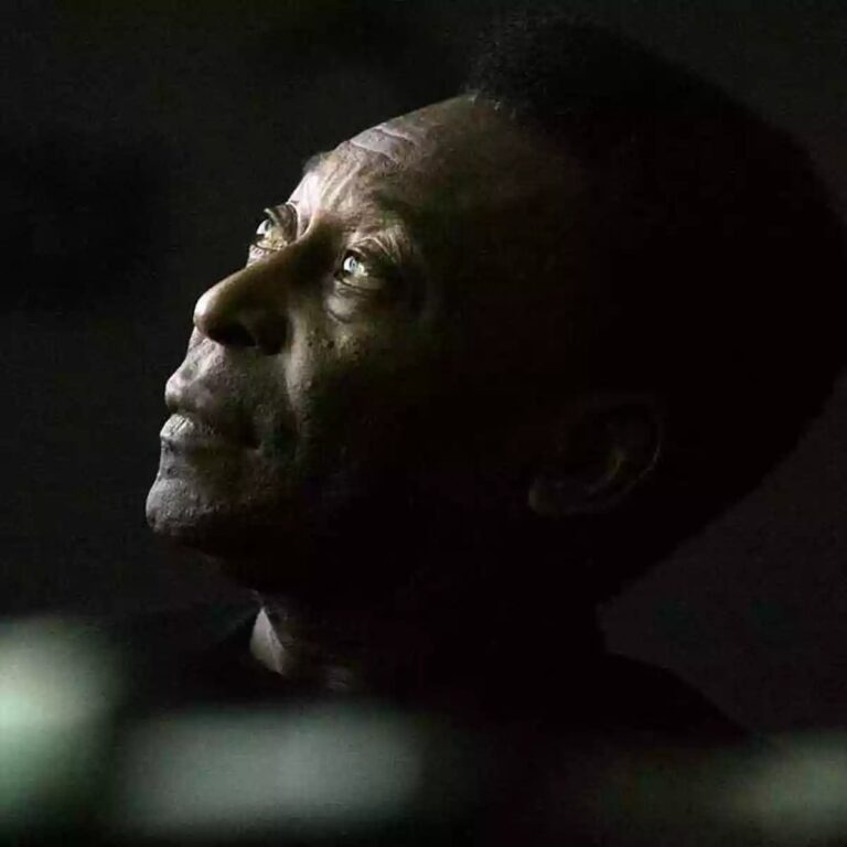 Pelé não responde a quimioterapia e está sob cuidados paliativos