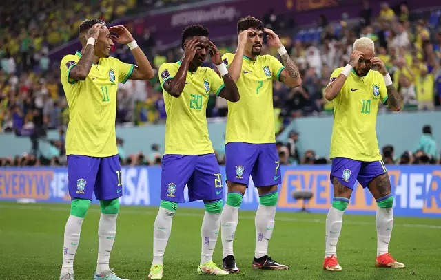 Brasil goleia a Coreia do sul e está nas quartas de final