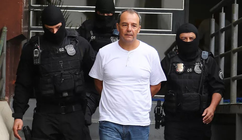 Ex-governador Sérgio Cabral deixa prisão depois de seis anos