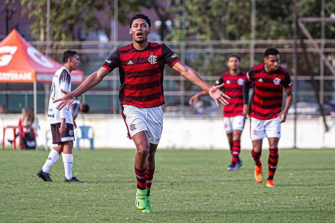 O Flamengo já se prepara há algumas semanas para a disputa da Copa São Paulo de Futebol Júnior no começo de janeiro.