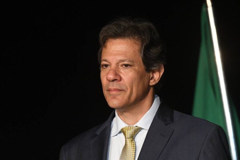 Shein se reúne com Haddad e anuncia investimento no Brasil; Nesta quinta-feira (20), os acionistas da empresa Shein se reuniram