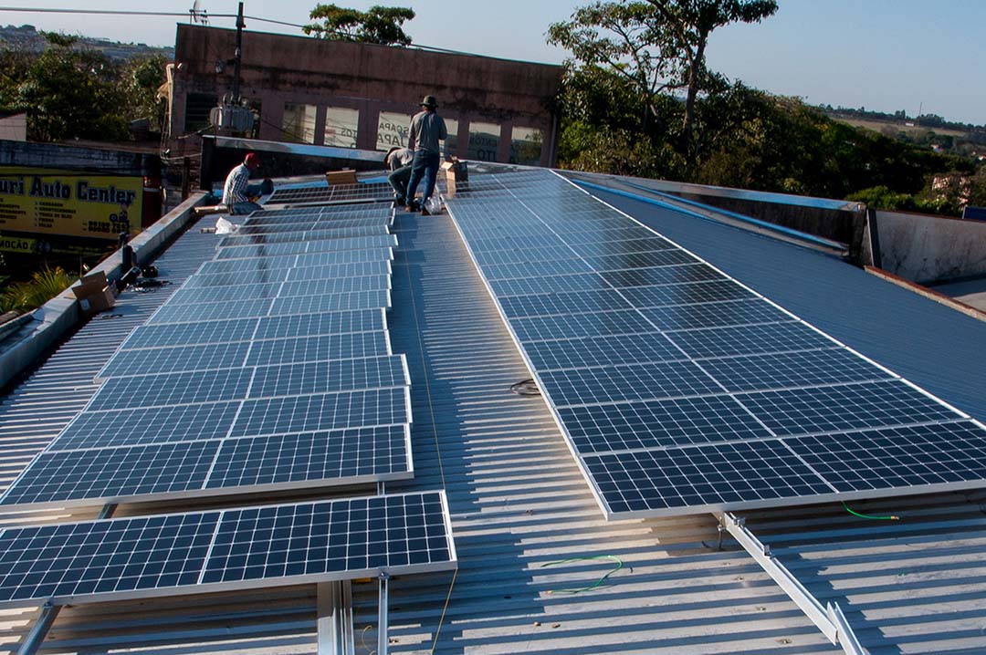 Solicitação para isenção até 2045 da energia solar termina hoje; Termina nesta sexta-feira (6) o prazo para consumidores solicitarem