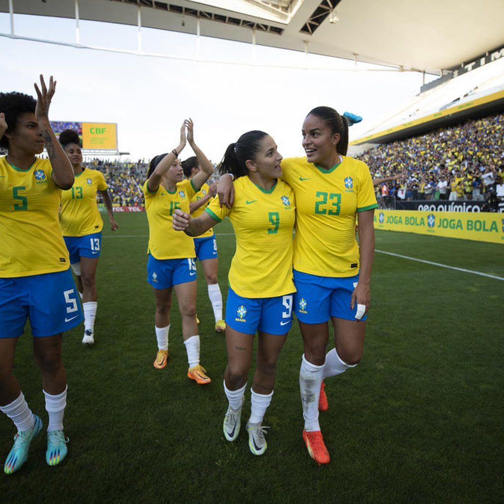 Copa do mundo feminina pode acontecer no Rio em 2027. O Brasil pode sediar uma nova Copa do Mundo de futebol. Dessa vez, entretanto, seria a