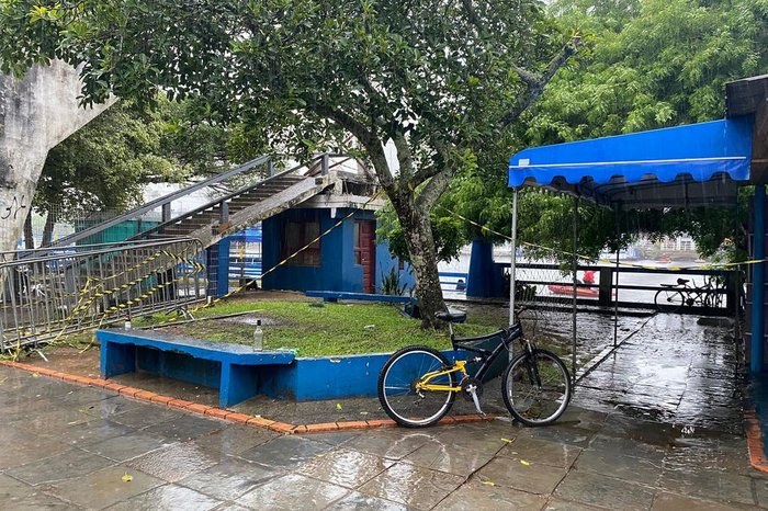 Jovem de 20 anos continua desaparecido após rompimento de ponte pênsil; Bombeiros e Brigada Militar buscam na tarde desta segunda-feira (20)