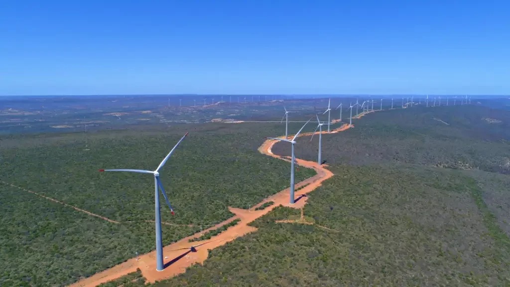 Recorde em geração de energia renovável e batido pelo Brasil. A produção de energia elétrica a partir de fontes renováveis alcançou a marca