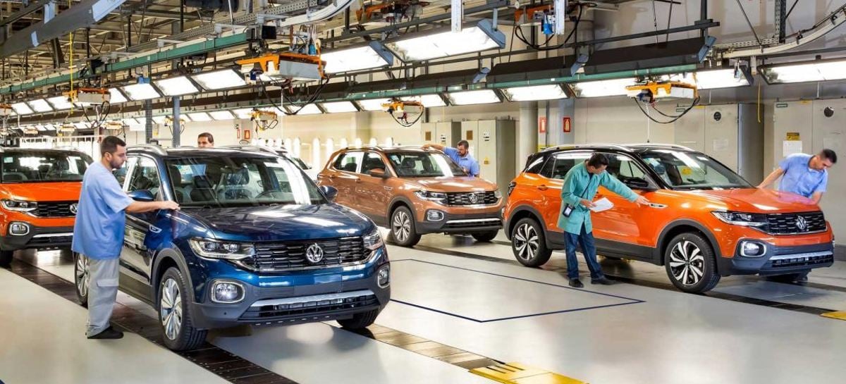 Volkswagen suspenderá produção em fábricas no Brasil devido a falta de peças. Depois da Volkswagen anunciar que vai suspender