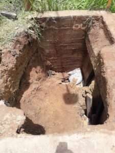 Aterro de ponte do rio Tailândia cede e causa enorme Trânsito; Ponte sobre o Rio Tailândia, no nordeste do Pará afundou e causou transito
