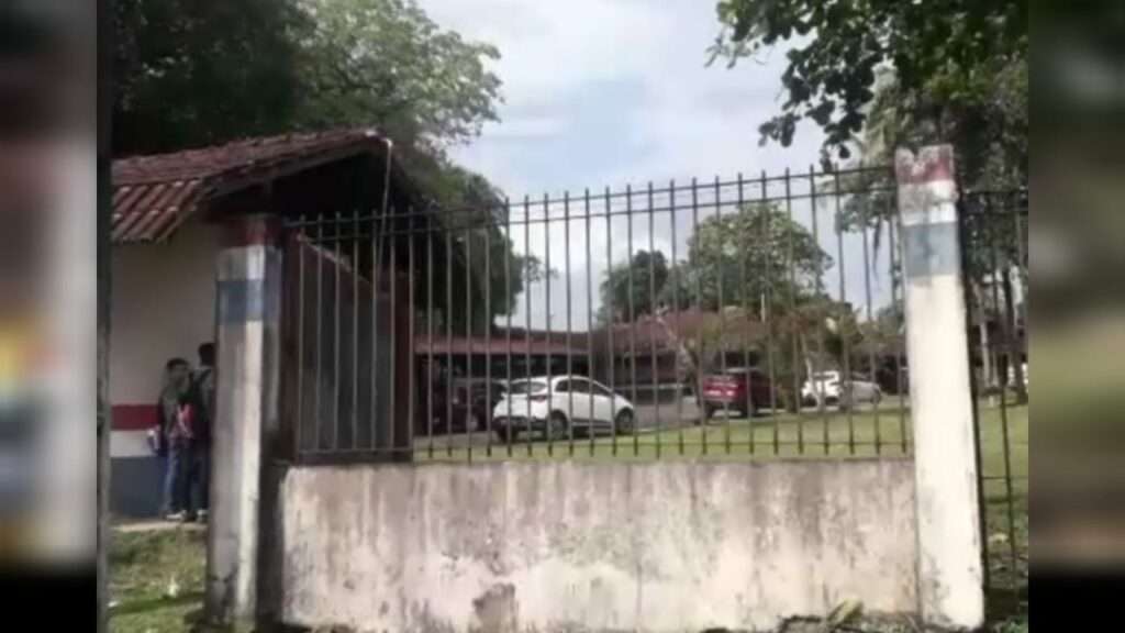 Jovem que esfaqueou colega em escola de Belém planejava outros ataques; O estudante esfaqueou um colega dentro da Escola Estadual Palmira