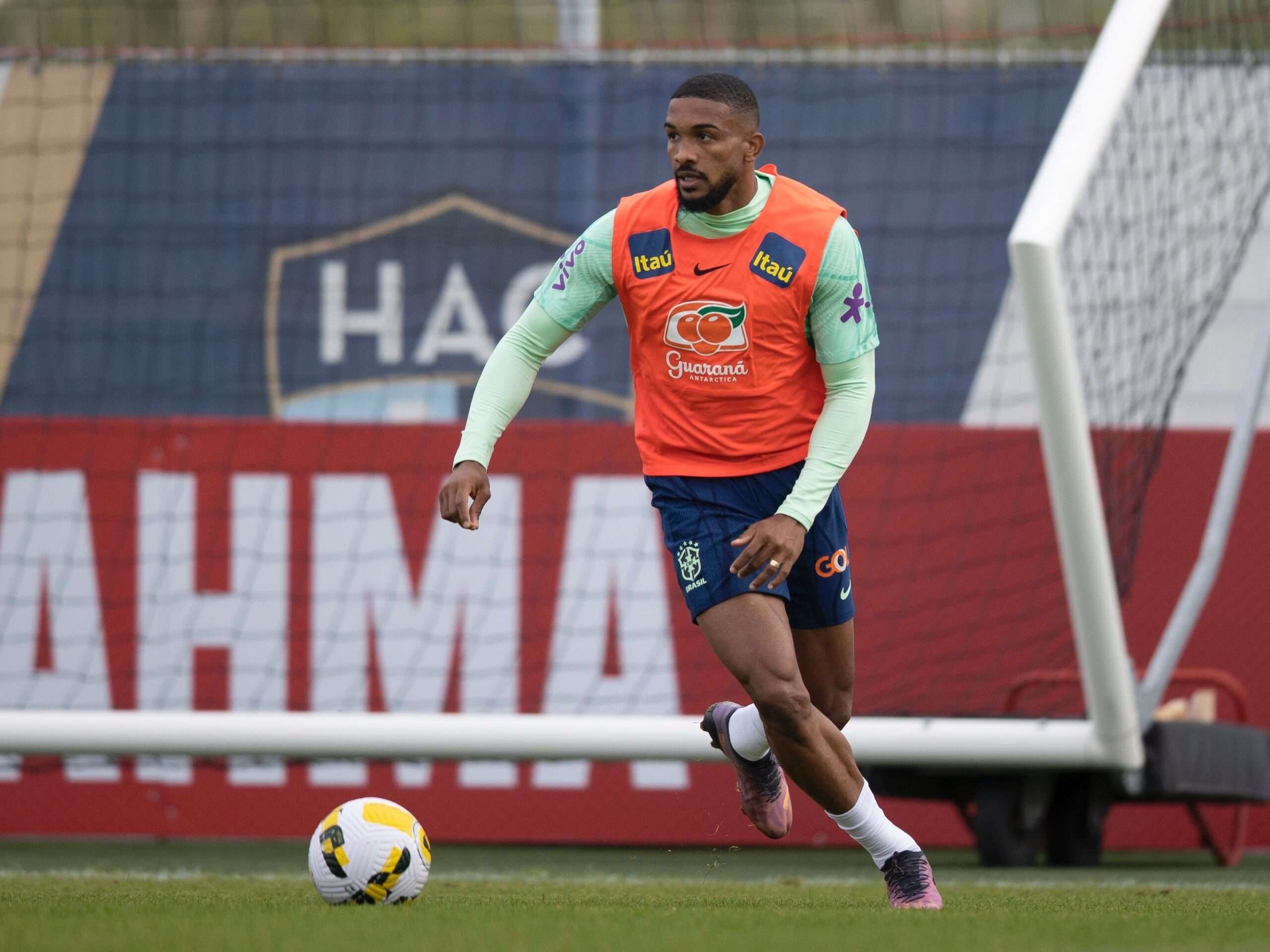 Brasil faz treino fechado e escalação é um segredo; Apesar do caráter amistoso do duelo entre Brasil e Marrocos, nesse sábado, às 19h