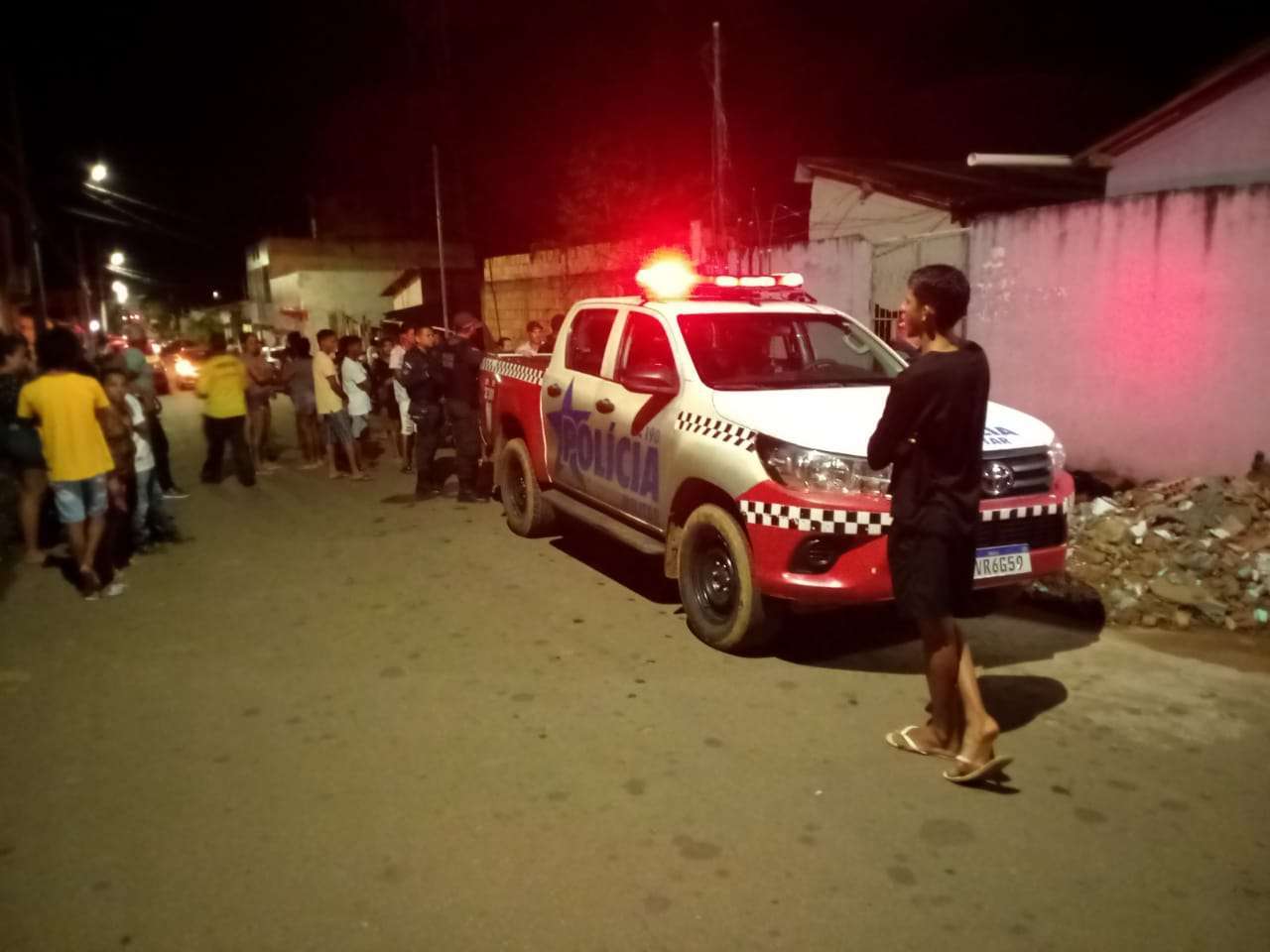 Jovem é morto e outro é baleado em Parauapebas; Dois jovens foram alvejados com tiros na cabeça na noite deste sábado (22/4)