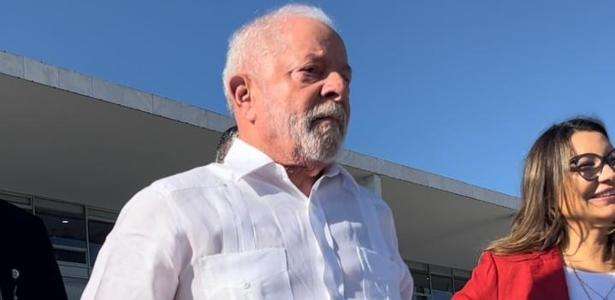Lula manda tirar todas as grades do Planalto: "democracia não exige muro" O presidente Luiz Inácio Lula da Silva (PT) defendeu a sua decisão
