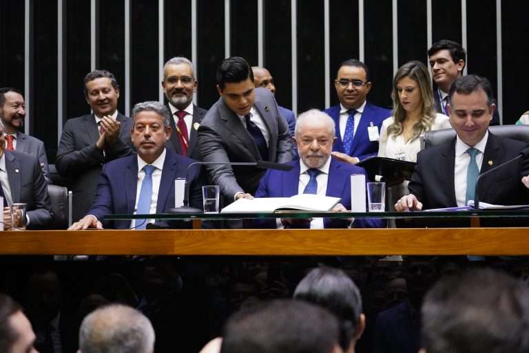 Governo: Lula corre risco de ficar com os mesmos ministérios de Bolsonaro O tempo está contra o governo Lula. Sete medidas provisórias (MP)