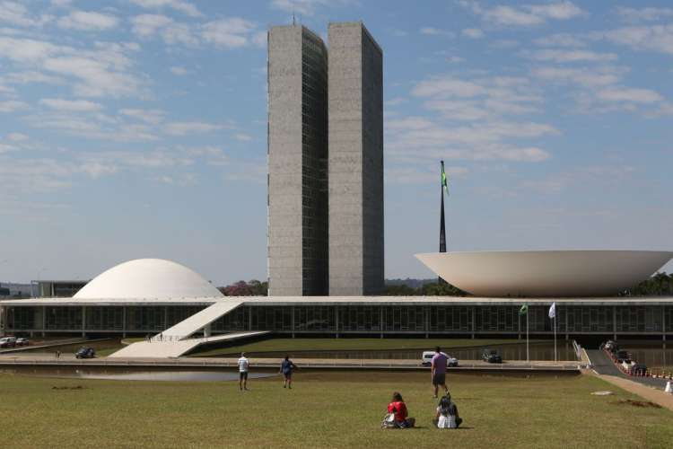 CPMI e arcabouço fiscal movimentam semana no Congresso A expectativa é de uma agenda movimentada no Congresso Nacional nesta semana.