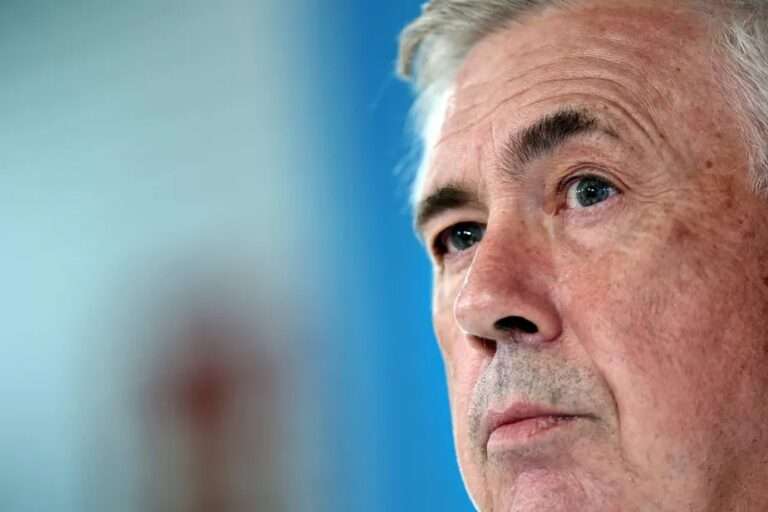 CBF bate martelo e fecha com Carlo Ancelotti/ Para a CBF, o martelo está batido. Carlo Ancelotti será o treinador