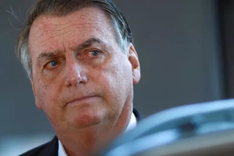 Politica: Aliados de Bolsonaro criticam pedido da PGR sobre seguidores A defesa de Jair Bolsonaro (PL) disse, nesta terça-feira (18), que