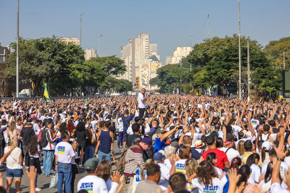 Marcha para Jesus atrai milhares de fiéis em SP A 31° edição da Marcha para Jesus tomou as ruas de São Paulo nesta quinta-feira (8), feriado