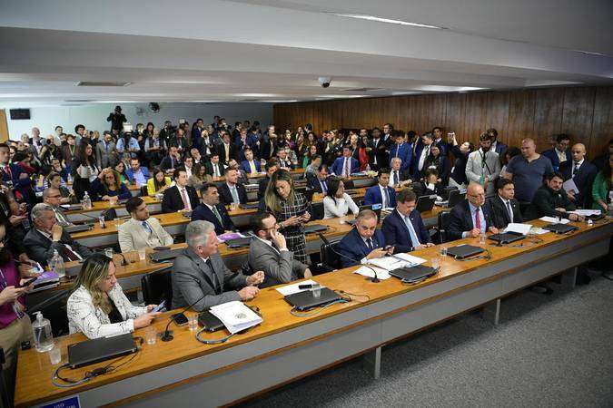 CPMI do 8 de janeiro vai votar primeiras convocações nesta semana Relatora da CPMI do 8 de Janeiro, a senadora Eliziane Gama (PSD-MA) disse