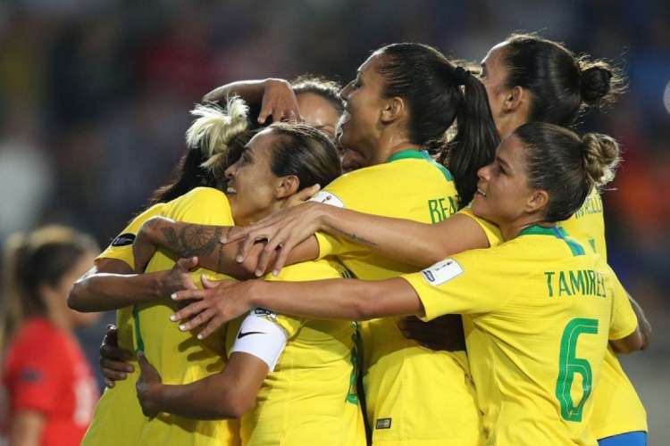 Brasil rumo à Copa do Mundo feminina/ Nesta segunda-feira (3), o grupo que vai representar o país no Mundial de futebol