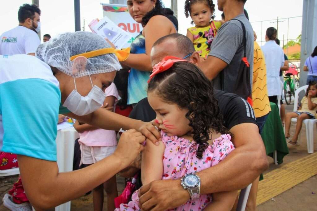 Saúde: Pós-covid imunização infantil começa a se recuperar no mundo Os esforços para vacinar crianças em todo o mundo contra doenças mortais