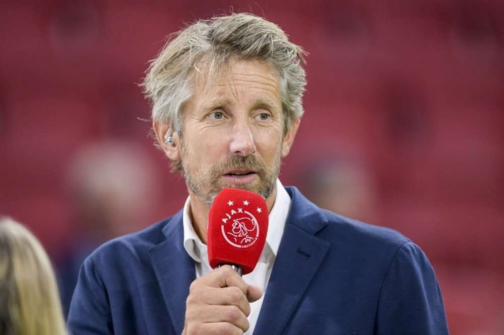 Van der Sar sofre AVC e está em UTI de hospital na Croácia/ O ex-goleiro Edwin van der Sar sofreu um acidente vascular cerebral (AVC)