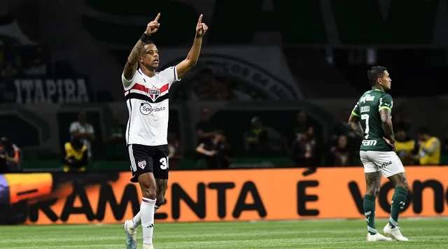 Copa do Brasil: São Paulo vence o Palmeiras outra vez e vai às semifinais da Copa do Brasil O São Paulo está na semifinal da Copa do Brasil!