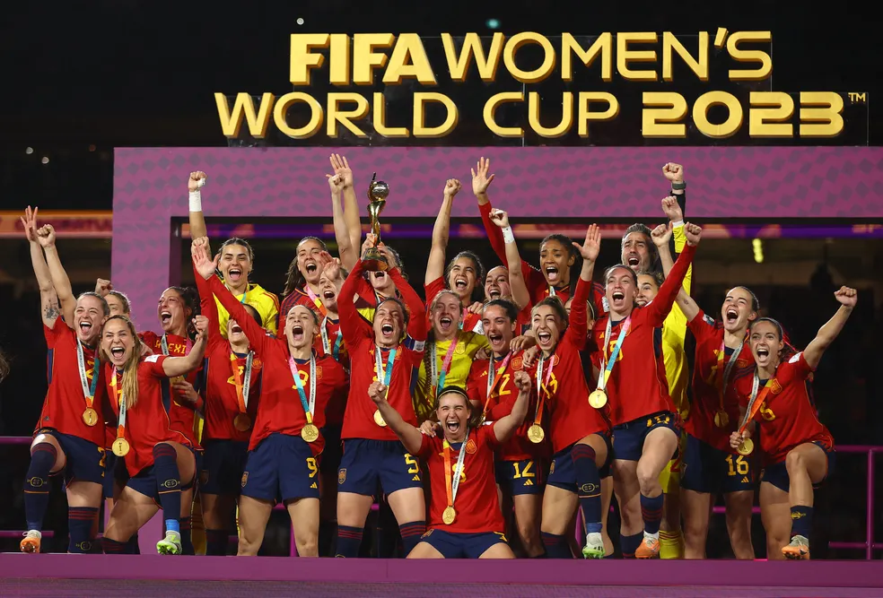 Espanha é a campeã da Copa do Mundo Feminina A Espanha venceu a Copa do Mundo de Futebol Feminino! A seleção espanhola venceu a Inglaterra